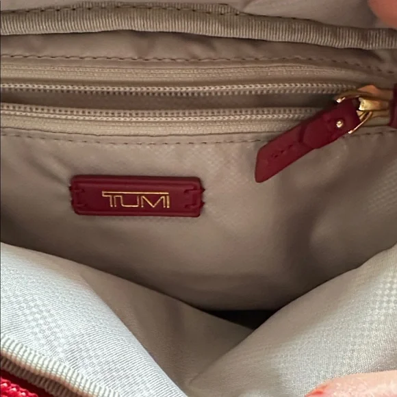 Tumi Voyageur Crossbody New - Picture 2 of 6